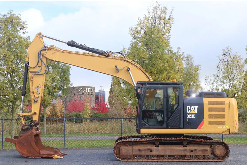 Caterpillar 323EL | 323 EL | BUCKET | QUICK COUPLER - Гусеничный экскаватор: фото 1 Caterpillar 323EL | 323 EL | BUCKET | QUICK COUPLER - Гусеничный экскаватор: фото 1