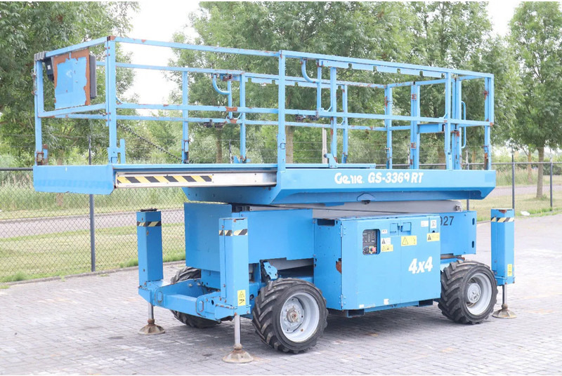 Genie GS-3369 RT | 12 METER | ROUGH TERRAIN - Ножничный подъемник: фото 2 Genie GS-3369 RT | 12 METER | ROUGH TERRAIN - Ножничный подъемник: фото 2