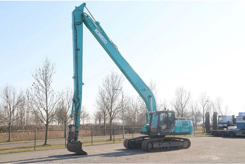 Kobelco SK260 NLC -10E | 18.5 METER LONG REACH | TILT BUCKET - Гусеничный экскаватор: фото 2 Kobelco SK260 NLC -10E | 18.5 METER LONG REACH | TILT BUCKET - Гусеничный экскаватор: фото 2