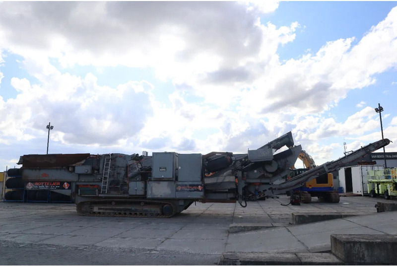 SBM REMAX 1218 E/D | REMOTE | CRUSHER | INCL. PARTS CONTAINER - Мобильная дробилка: фото 5 SBM REMAX 1218 E/D | REMOTE | CRUSHER | INCL. PARTS CONTAINER - Мобильная дробилка: фото 5