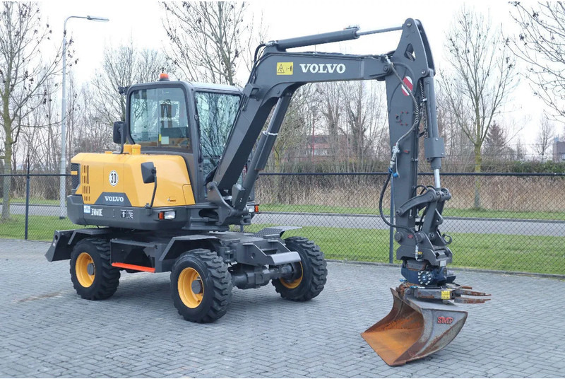Volvo EW60E | DEMO | 30 KM/H | ROTOTILT + GRIPPER | BUCKET - Колёсный экскаватор: фото 5 Volvo EW60E | DEMO | 30 KM/H | ROTOTILT + GRIPPER | BUCKET - Колёсный экскаватор: фото 5