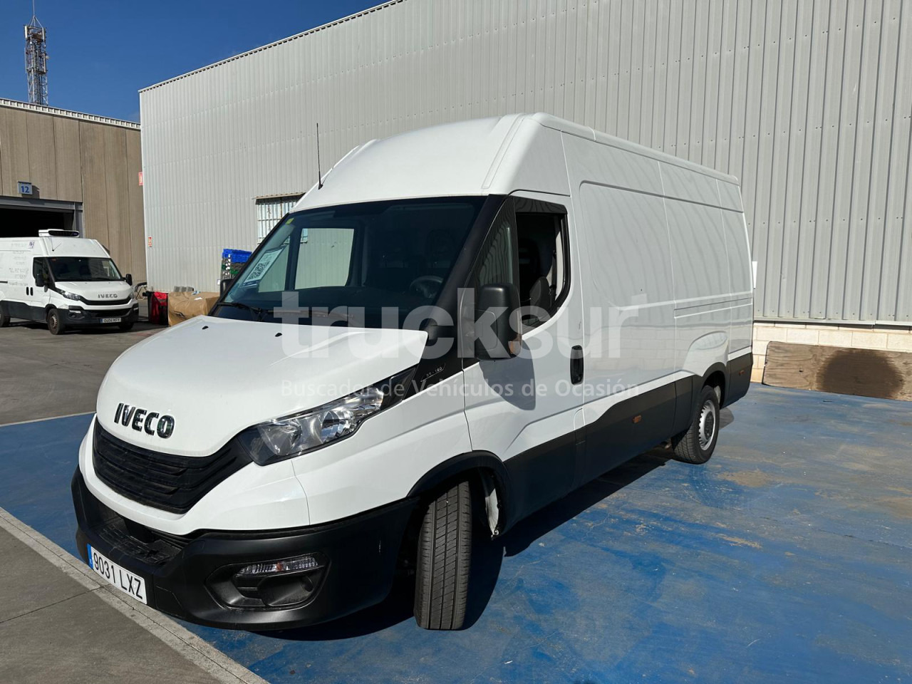 IVECO DAILY 35S16 F 12M3 - Фургон с закрытым кузовом: фото 1 IVECO DAILY 35S16 F 12M3 - Фургон с закрытым кузовом: фото 1