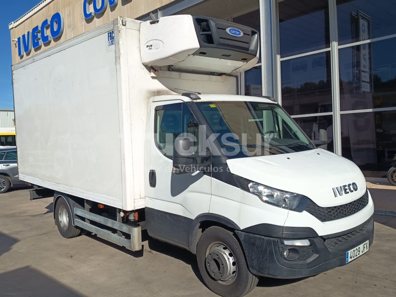 IVECO DAILY 70C15 - Грузовик с закрытым кузовом: фото 1 IVECO DAILY 70C15 - Грузовик с закрытым кузовом: фото 1