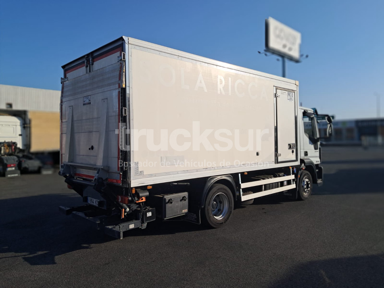 IVECO ML10E22 FRC-X - Грузовик с закрытым кузовом: фото 3 IVECO ML10E22 FRC-X - Грузовик с закрытым кузовом: фото 3