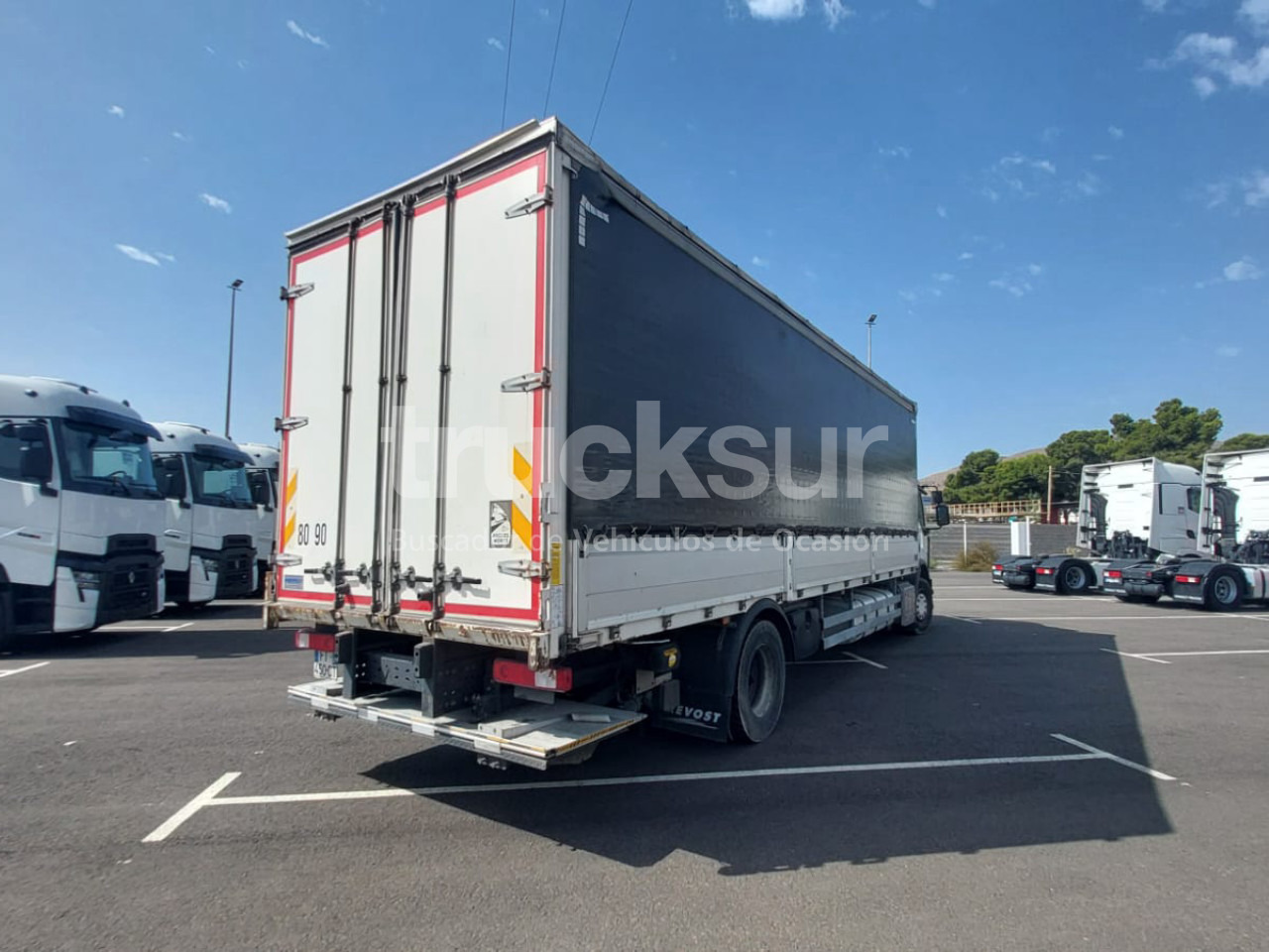 RENAULT D380.18 - Тентованный грузовик: фото 3 RENAULT D380.18 - Тентованный грузовик: фото 3