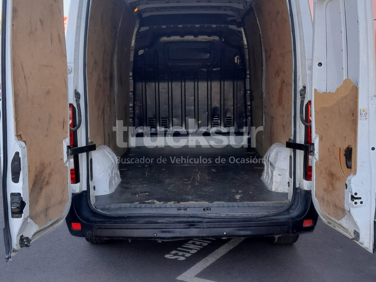RENAULT MASTER 130.35 L3H2 E6 - Фургон с закрытым кузовом: фото 5 RENAULT MASTER 130.35 L3H2 E6 - Фургон с закрытым кузовом: фото 5