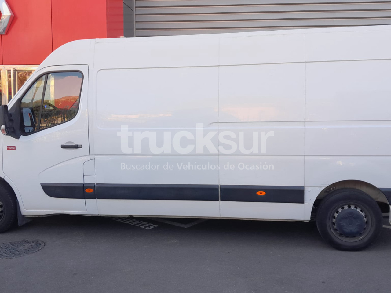 RENAULT MASTER 130.35 L3H2 E6 - Фургон с закрытым кузовом: фото 4 RENAULT MASTER 130.35 L3H2 E6 - Фургон с закрытым кузовом: фото 4