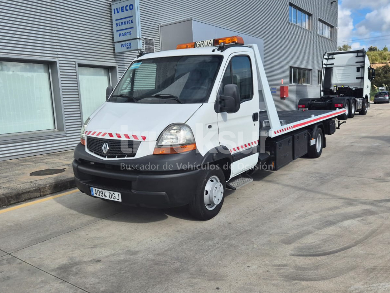 RENAULT MASTER - Эвакуатор: фото 1 RENAULT MASTER - Эвакуатор: фото 1