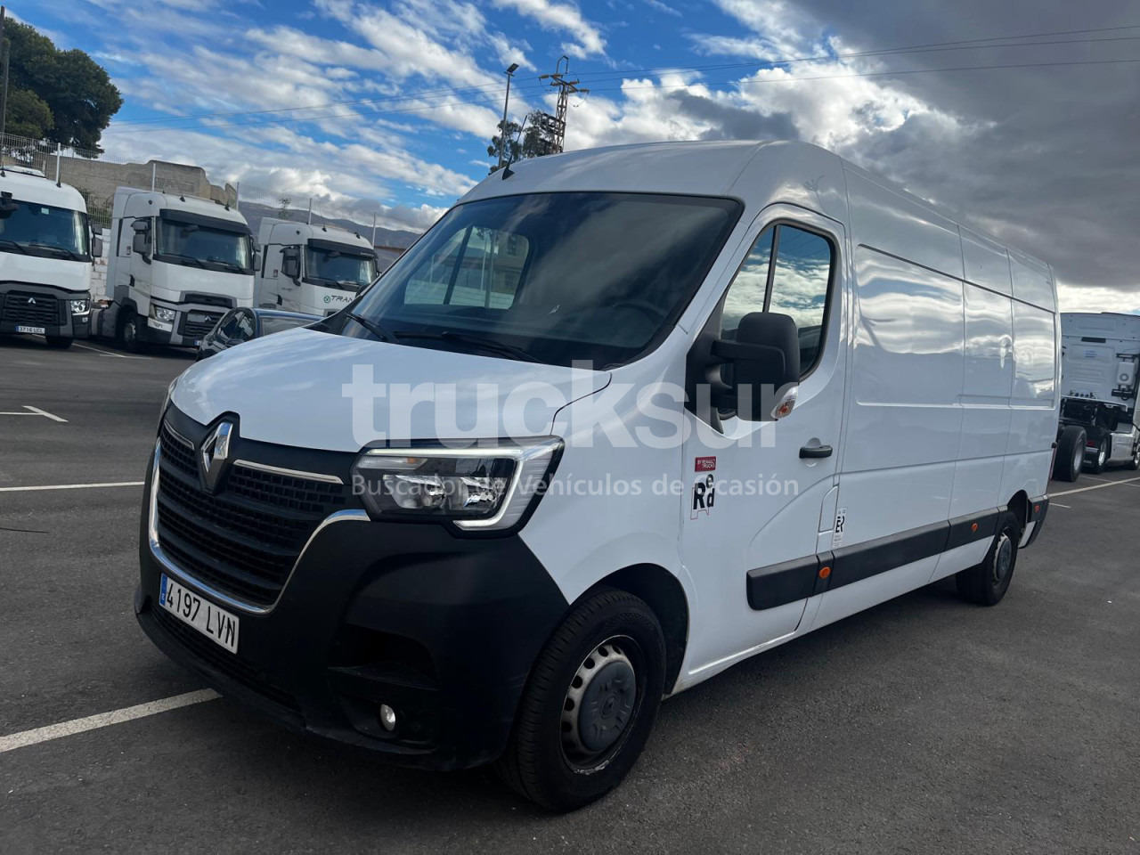 RENAULT MASTER L3H2 135.35 - Фургон с закрытым кузовом: фото 2 RENAULT MASTER L3H2 135.35 - Фургон с закрытым кузовом: фото 2