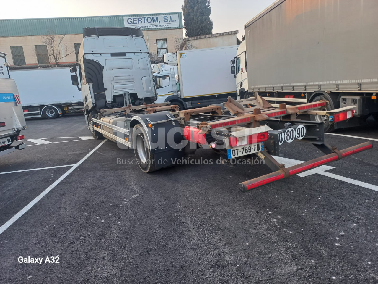 RENAULT T430 - Грузовик-контейнеровоз/ Сменный кузов: фото 5 RENAULT T430 - Грузовик-контейнеровоз/ Сменный кузов: фото 5