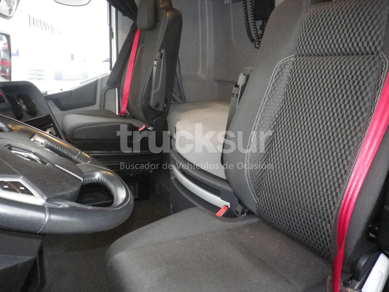Тягач RENAULT T520 HIGH SLEEPER CAB: фото 9