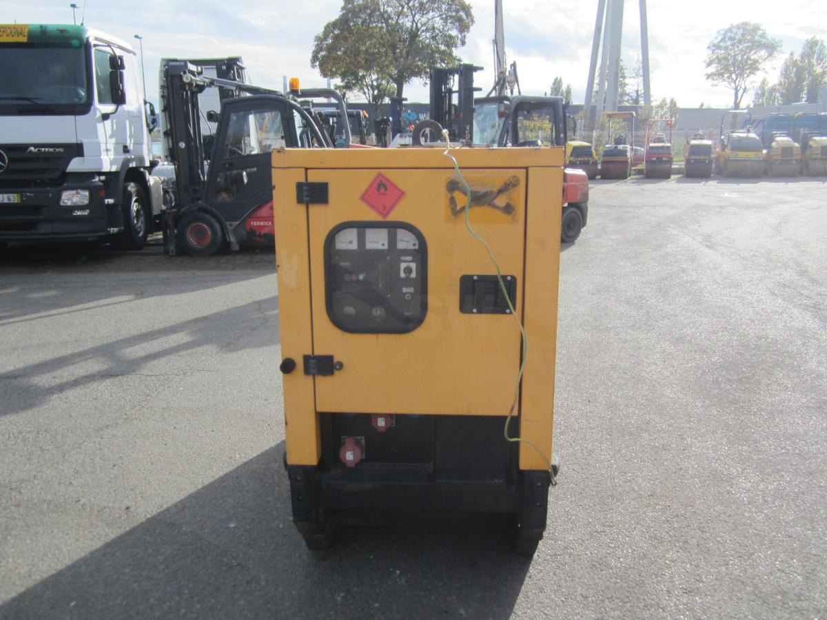 Doosan G20 - Электрогенератор: фото 4 Doosan G20 - Электрогенератор: фото 4
