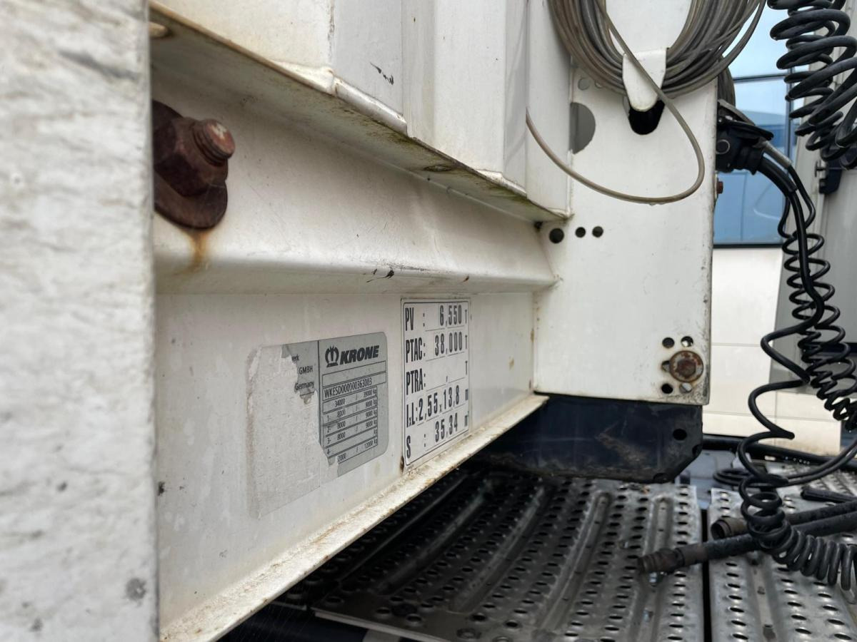 Krone - Тентованный полуприцеп: фото 3 Krone - Тентованный полуприцеп: фото 3