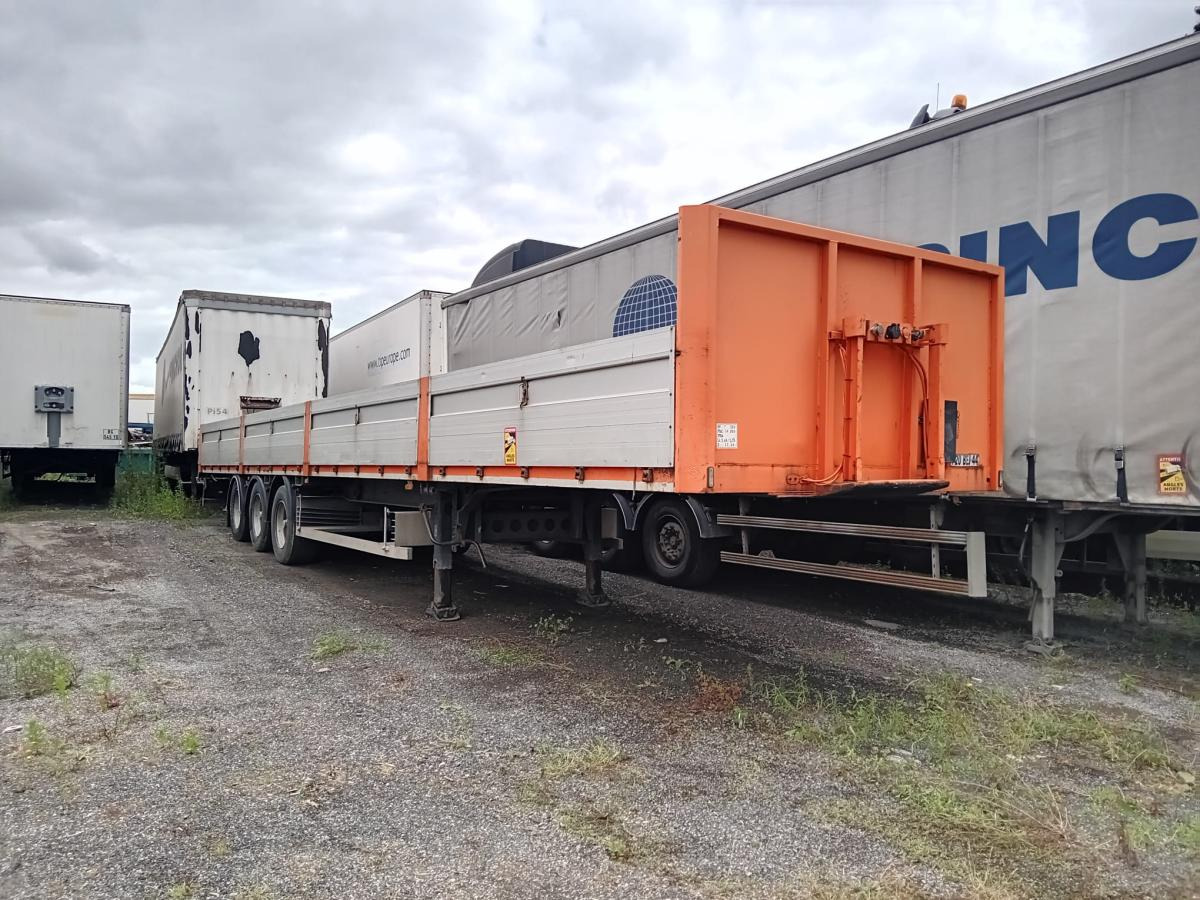Lecitrailer - Полуприцеп бортовой/ Платформа: фото 1 Lecitrailer - Полуприцеп бортовой/ Платформа: фото 1
