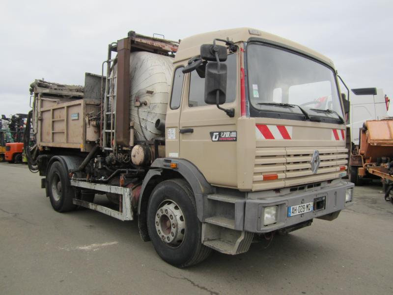 Renault G 270 - Грузовик-цистерна: фото 2 Renault G 270 - Грузовик-цистерна: фото 2