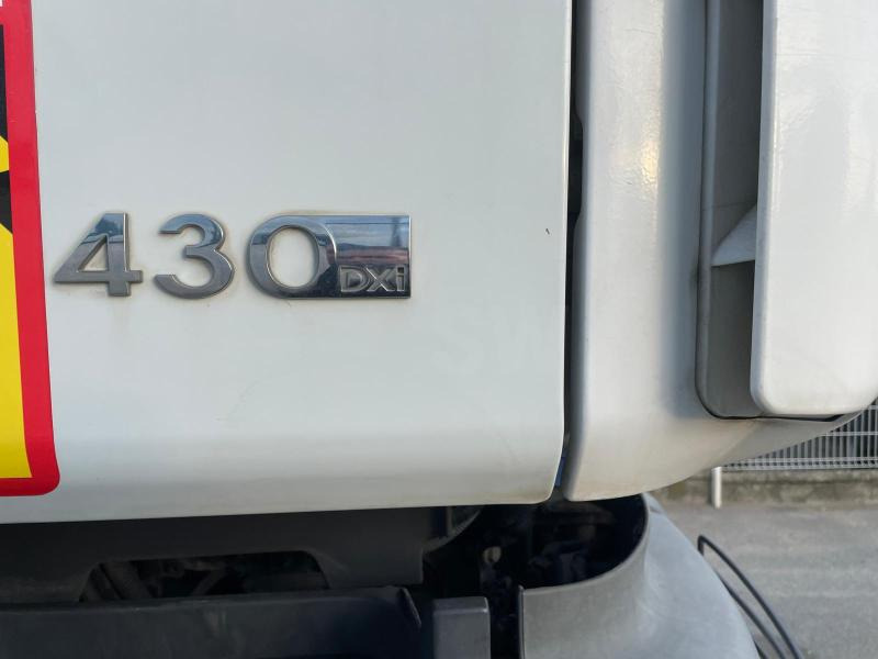 Renault Kerax 430 DXI - Крюковой мультилифт: фото 5 Renault Kerax 430 DXI - Крюковой мультилифт: фото 5