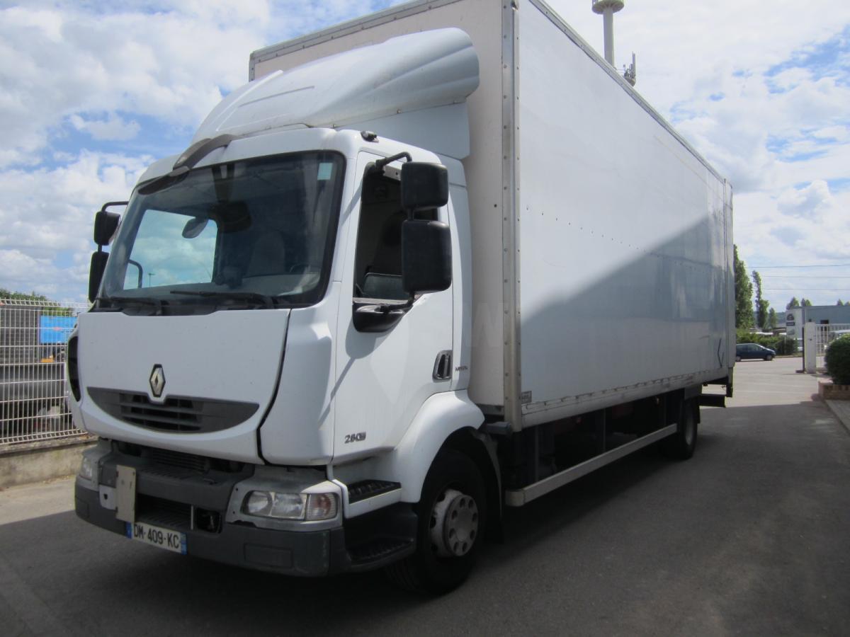 Renault Midlum 280 DXI - Грузовик с закрытым кузовом: фото 1 Renault Midlum 280 DXI - Грузовик с закрытым кузовом: фото 1