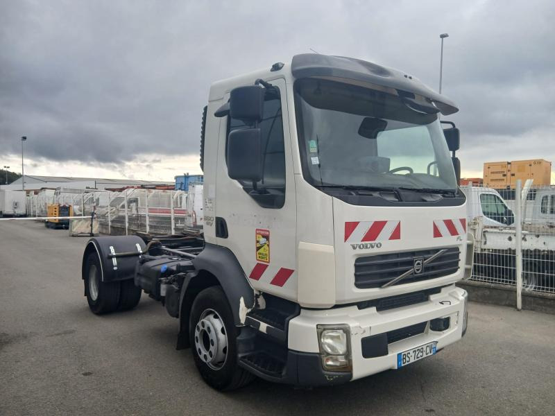 Volvo FL 260 - Грузовик-шасси: фото 1 Volvo FL 260 - Грузовик-шасси: фото 1