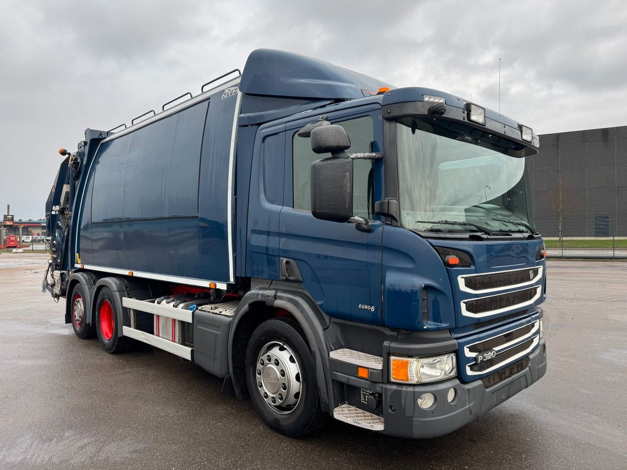 Scania P320 6x2*4 Euro 6 NTM 21 m3 - Мусоровоз: фото 2 Scania P320 6x2*4 Euro 6 NTM 21 m3 - Мусоровоз: фото 2