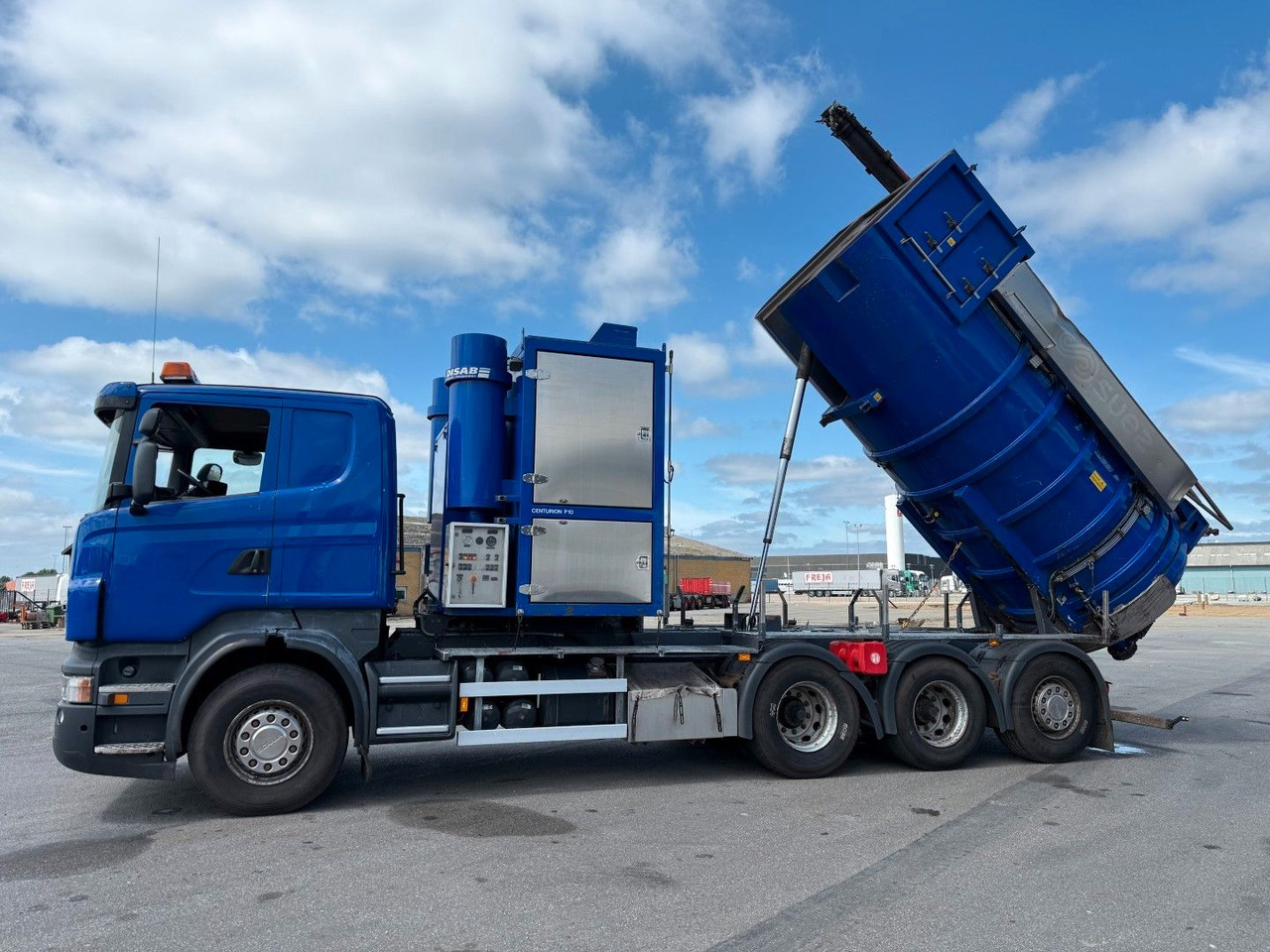 Scania R420 8x4*4 Vacuum Suction Disab Centurion P10 - Ассенизатор: фото 5 Scania R420 8x4*4 Vacuum Suction Disab Centurion P10 - Ассенизатор: фото 5
