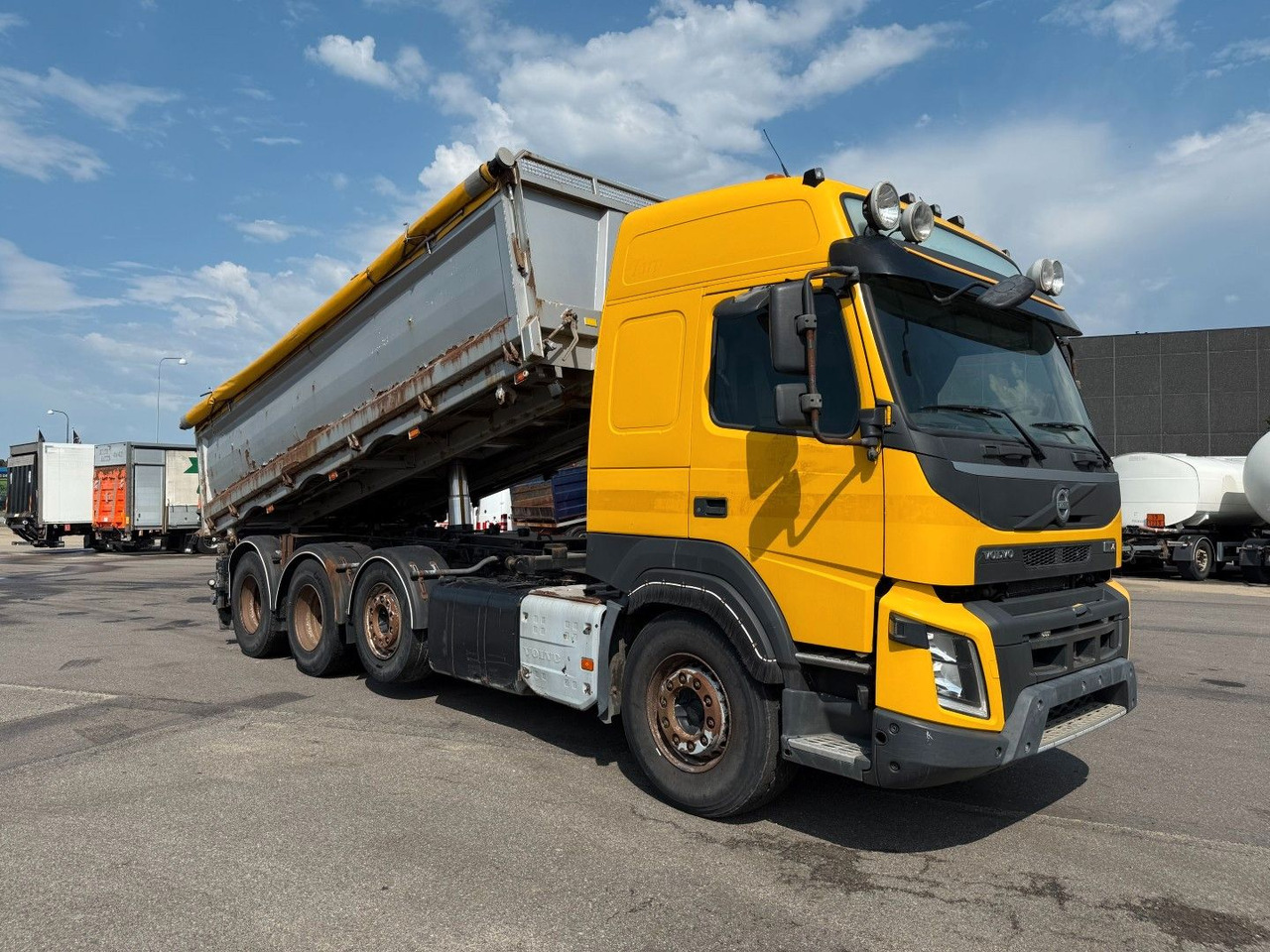 Volvo FMX500 8x4/4 Steel tipper Volvo FMX500 8x4/4 Steel tipper - Самосвал: фото 2 Volvo FMX500 8x4/4 Steel tipper Volvo FMX500 8x4/4 Steel tipper - Самосвал: фото 2