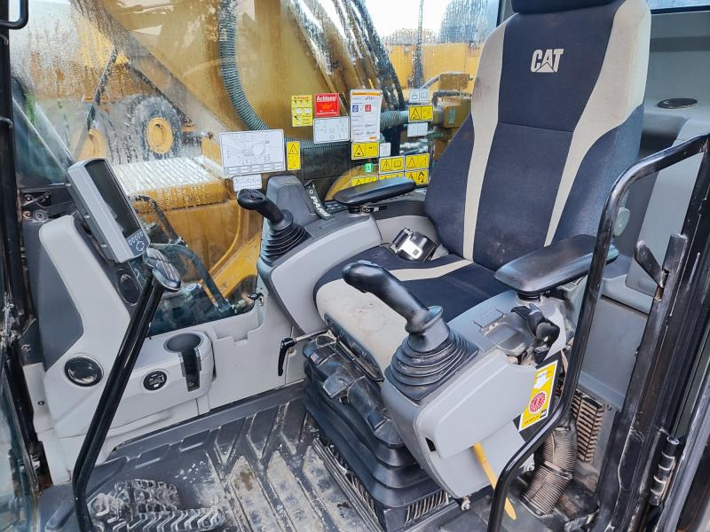 Caterpillar 330FLN - Гусеничный экскаватор: фото 5 Caterpillar 330FLN - Гусеничный экскаватор: фото 5