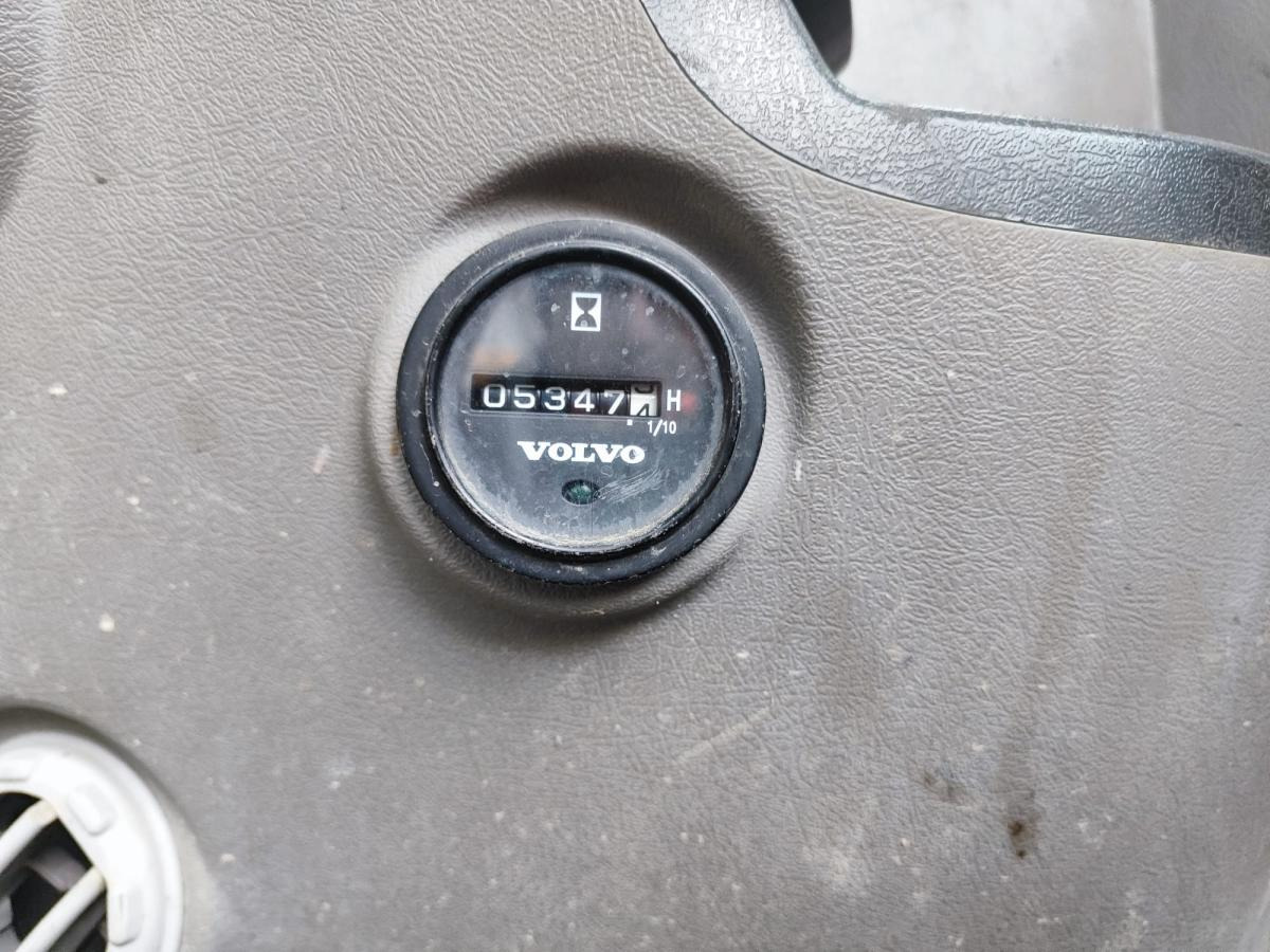 Volvo EC55C - Мини-экскаватор: фото 5 Volvo EC55C - Мини-экскаватор: фото 5