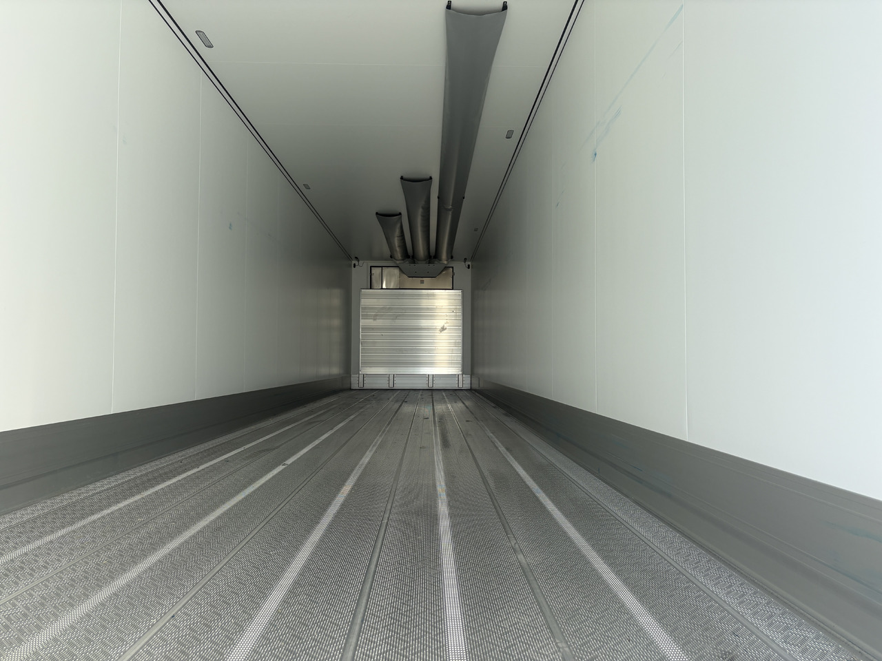 Schmitz Cargobull - Полуприцеп-рефрижератор: фото 5 Schmitz Cargobull - Полуприцеп-рефрижератор: фото 5