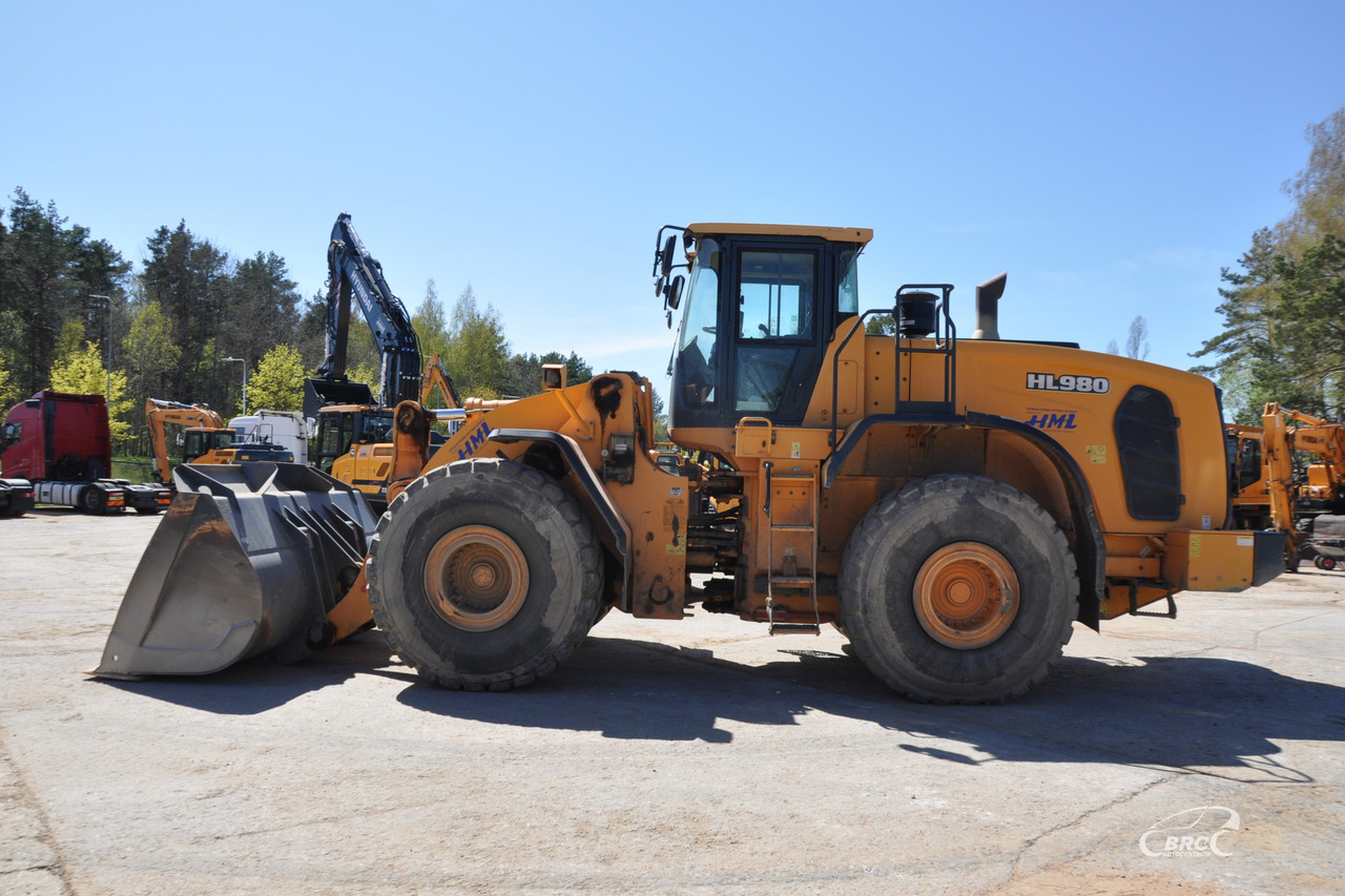 Hyundai HL980 - Колёсный погрузчик: фото 3 Hyundai HL980 - Колёсный погрузчик: фото 3