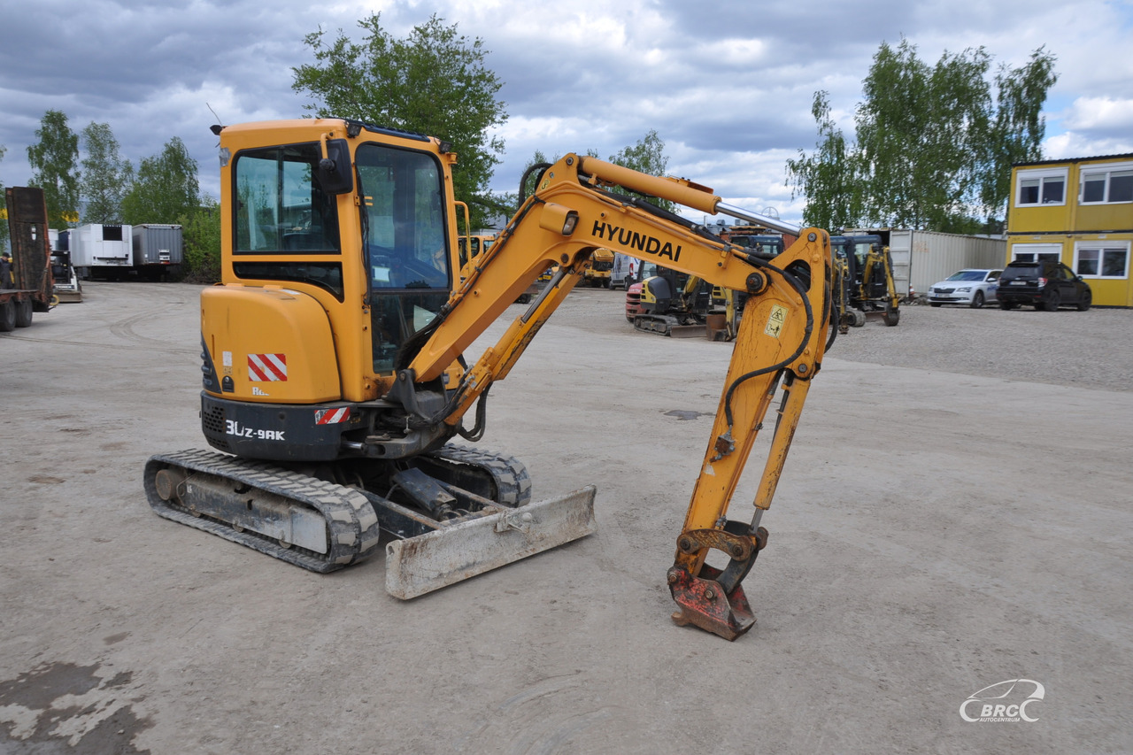 Hyundai R30Z-9AK - Мини-экскаватор: фото 2 Hyundai R30Z-9AK - Мини-экскаватор: фото 2