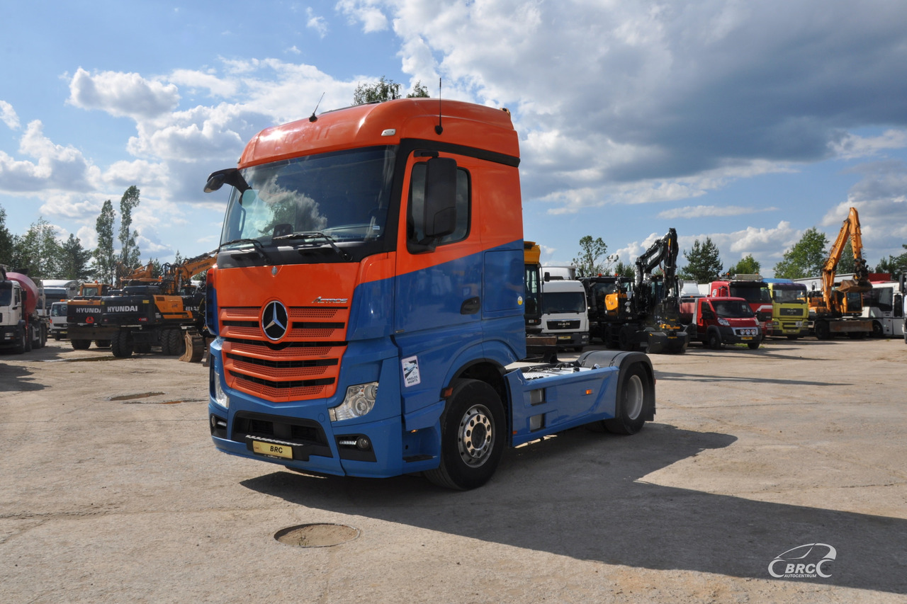 Mercedes-Benz Actros - Тягач: фото 1 Mercedes-Benz Actros - Тягач: фото 1