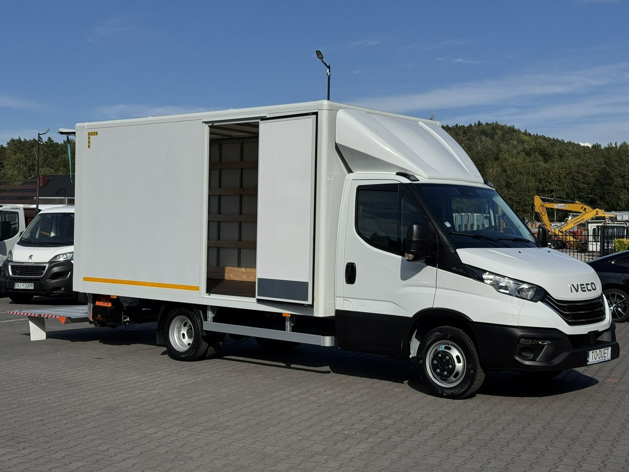Iveco Daily 35C14 - Фургон с закрытым кузовом: фото 2 Iveco Daily 35C14 - Фургон с закрытым кузовом: фото 2