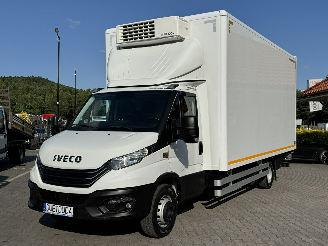 Iveco Daily 72C18 Mroźnia HI-MATIC 14 Euro Palet - Фургон-рефрижератор: фото 4 Iveco Daily 72C18 Mroźnia HI-MATIC 14 Euro Palet - Фургон-рефрижератор: фото 4