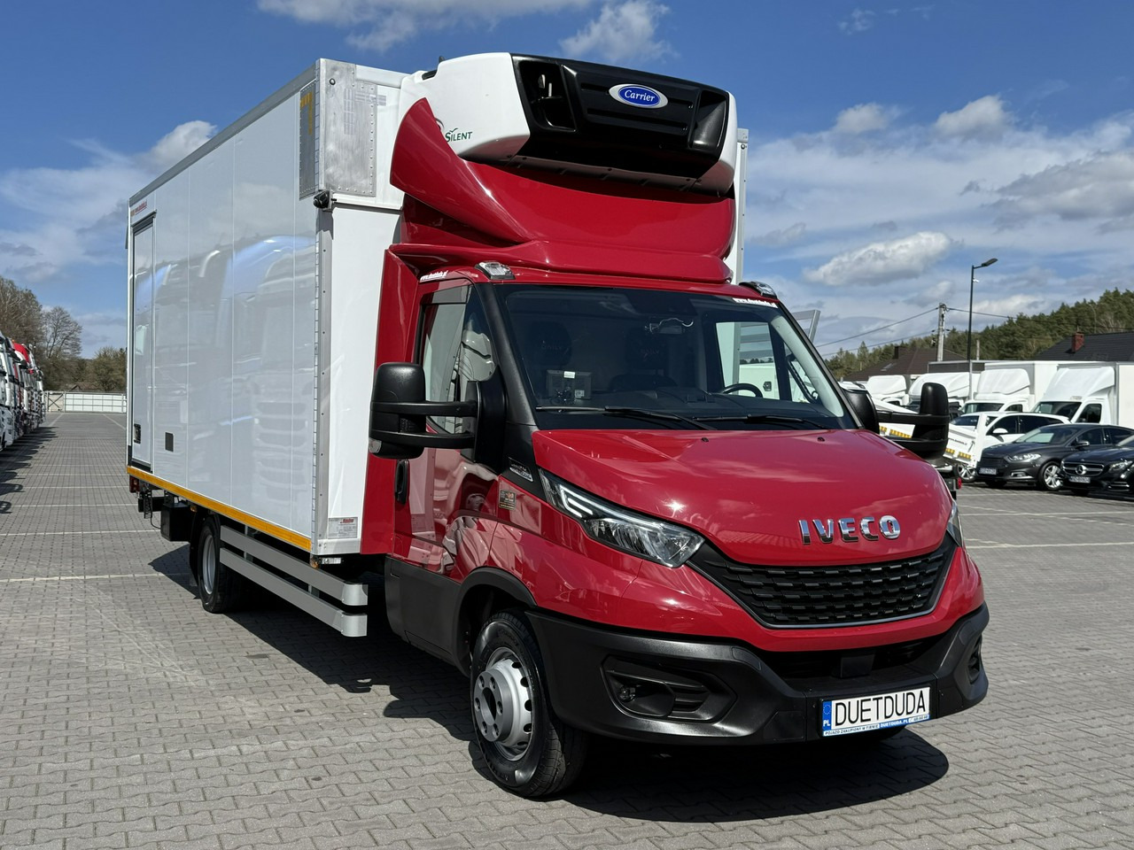 Iveco Daily 72C21 Mroźnia HI-MATIC Ściana Grodziowa Multitemperatura - Фургон-рефрижератор: фото 3 Iveco Daily 72C21 Mroźnia HI-MATIC Ściana Grodziowa Multitemperatura - Фургон-рефрижератор: фото 3