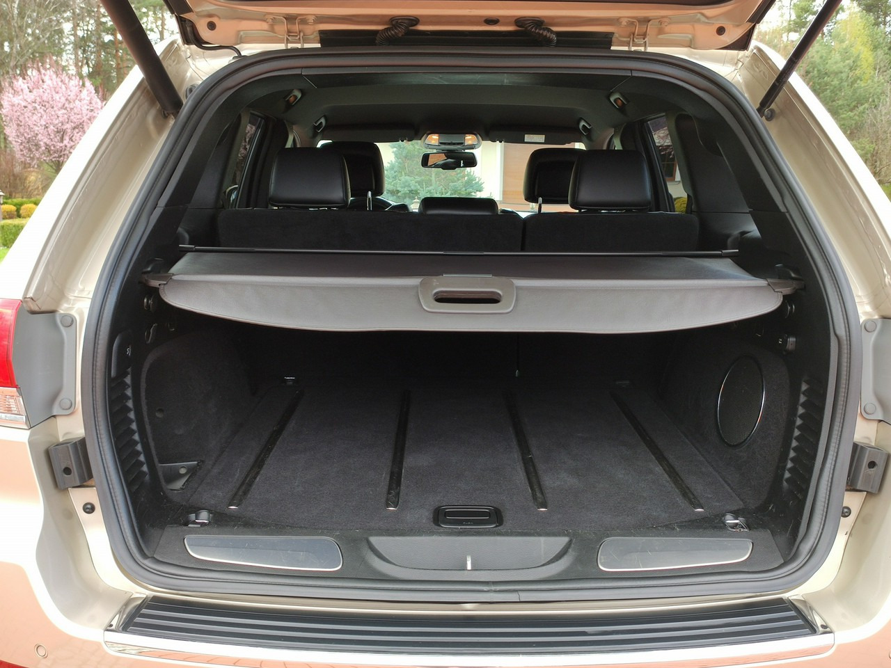 Внедорожник Jeep Grand Cherokee: фото 43