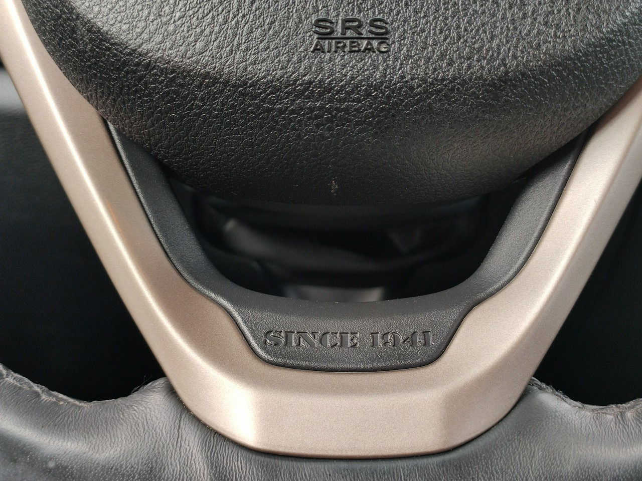 Внедорожник Jeep Grand Cherokee: фото 26