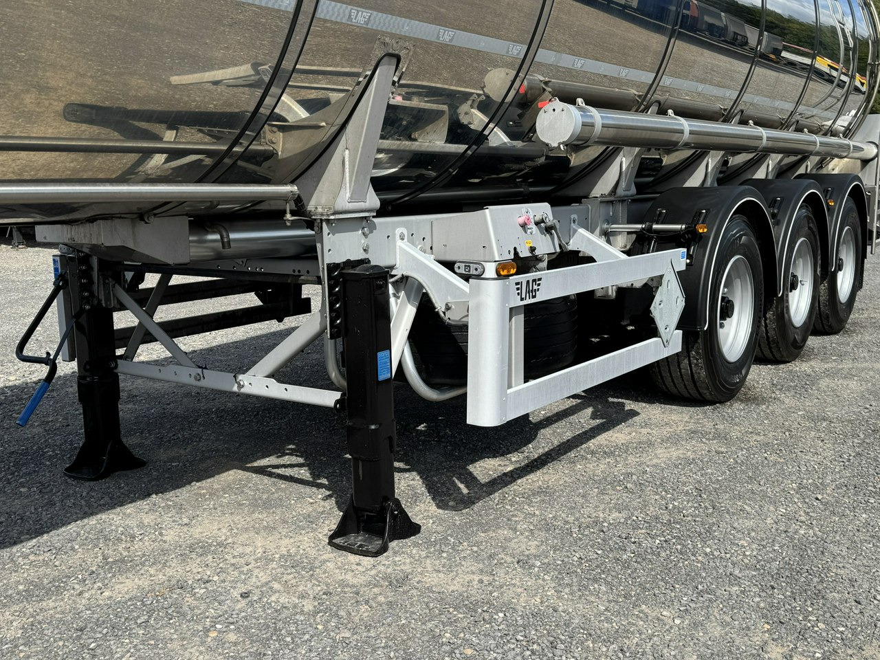 Lag Spożywcza Magyar Izolowana Webasto Pompa Elektryczna do Zrzutu - Полуприцеп-цистерна: фото 5 Lag Spożywcza Magyar Izolowana Webasto Pompa Elektryczna do Zrzutu - Полуприцеп-цистерна: фото 5