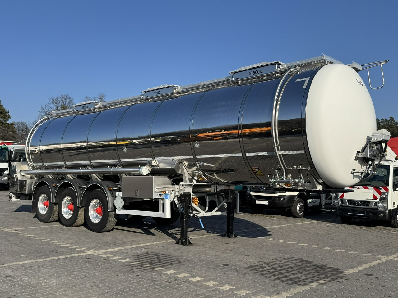 Lag Spożywcza Magyar Izolowana Webasto Pompa Elektryczna do Zrzutu - Полуприцеп-цистерна: фото 1 Lag Spożywcza Magyar Izolowana Webasto Pompa Elektryczna do Zrzutu - Полуприцеп-цистерна: фото 1