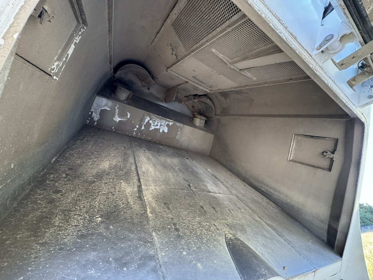 Подметально-уборочная машина MAN TGS 18.320 E5 BUCHER OPTIFANT 8000 Zamiatarka Uliczna Euro 6: фото 29 Подметально-уборочная машина MAN TGS 18.320 E5 BUCHER OPTIFANT 8000 Zamiatarka Uliczna Euro 6: фото 29