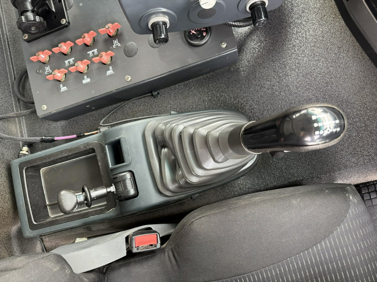 Подметально-уборочная машина MAN TGS 18.320 E5 BUCHER OPTIFANT 8000 Zamiatarka Uliczna Euro 6: фото 42 Подметально-уборочная машина MAN TGS 18.320 E5 BUCHER OPTIFANT 8000 Zamiatarka Uliczna Euro 6: фото 42