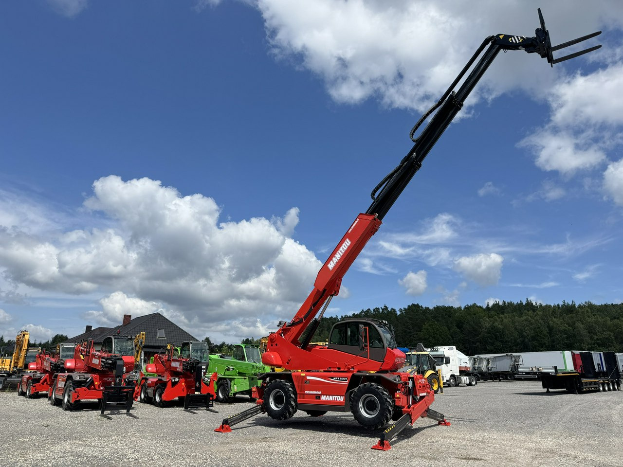 Manitou MRT 2150 + ROTO Ładowarka Teleskopowa Obrotowa 2550 - Телескопический погрузчик: фото 1 Manitou MRT 2150 + ROTO Ładowarka Teleskopowa Obrotowa 2550 - Телескопический погрузчик: фото 1