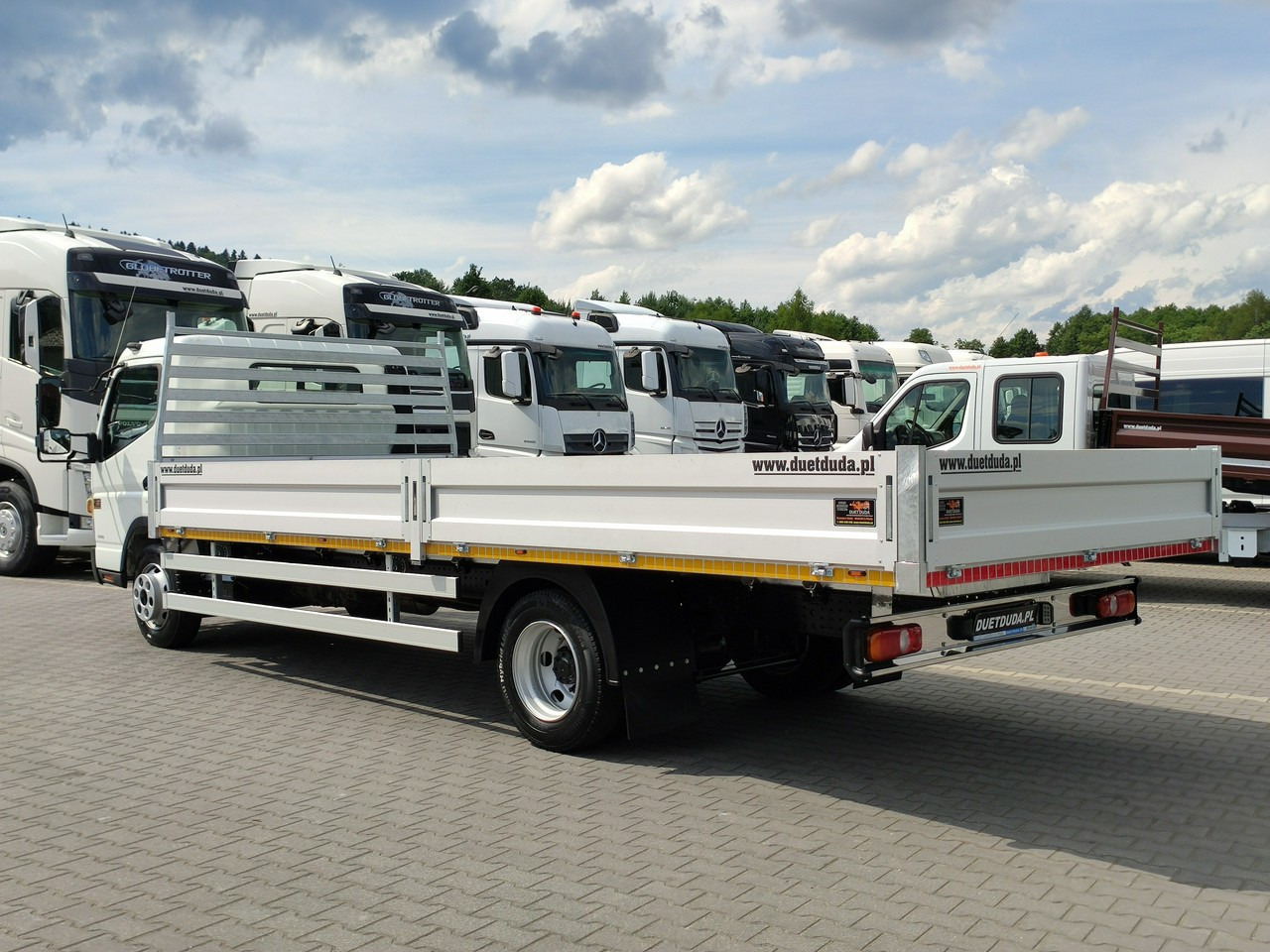 Грузовик бортовой/ Платформа Mitsubishi Canter 7C18 3.0/150 KM Skrzyniowy Automat Klima: фото 11