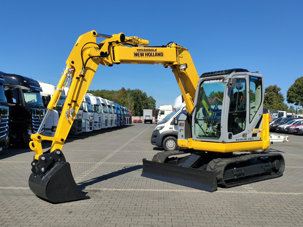 New Holland E90B SR -2 Gąsienicowa 10ton - Мини-экскаватор: фото 1 New Holland E90B SR -2 Gąsienicowa 10ton - Мини-экскаватор: фото 1