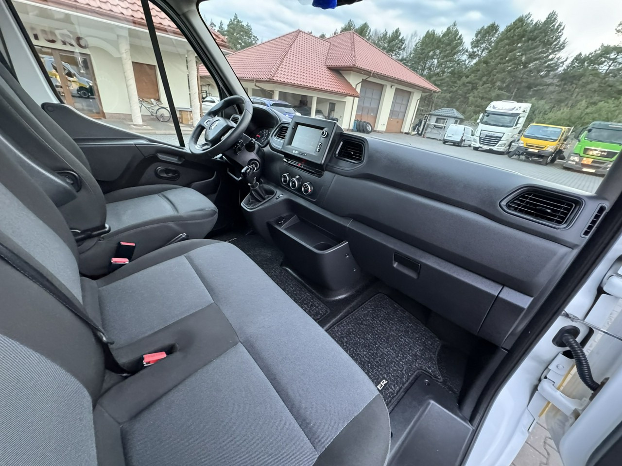Эвакуатор Renault Master: фото 30
