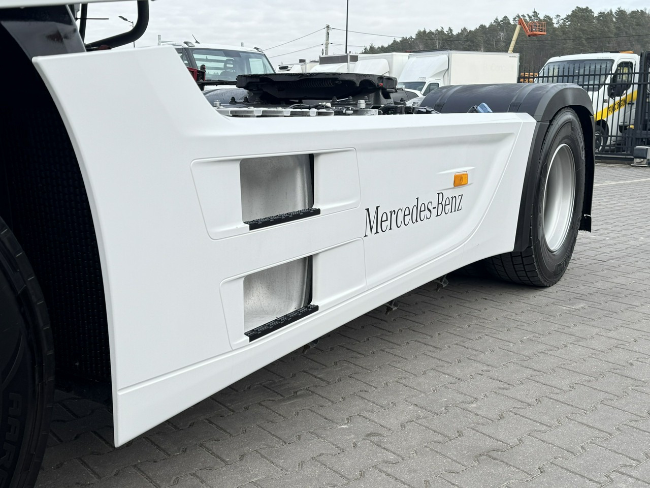 Тягач Mercedes ACTROS 1845 Euro 6 Stream Space Standard !!!: фото 9 Тягач Mercedes ACTROS 1845 Euro 6 Stream Space Standard !!!: фото 9