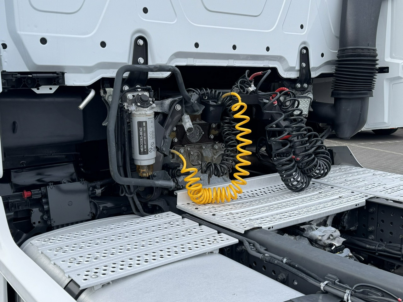 Тягач Mercedes ACTROS 1845 Euro 6 Stream Space Standard !!!: фото 17 Тягач Mercedes ACTROS 1845 Euro 6 Stream Space Standard !!!: фото 17