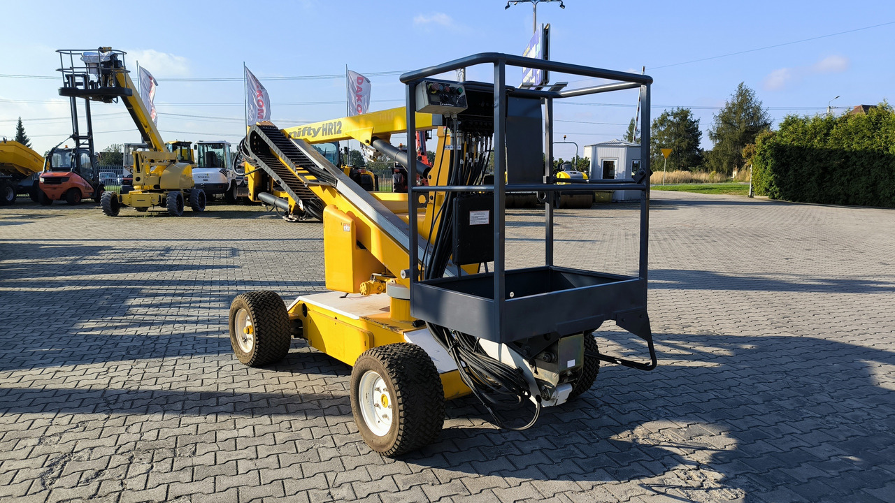 NIFTYLIFT HR 12 NE - Коленчатый подъемник: фото 4 NIFTYLIFT HR 12 NE - Коленчатый подъемник: фото 4