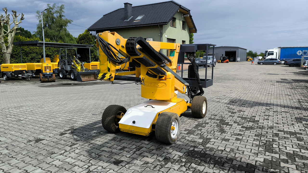 NIFTYLIFT HR 12 NE - Коленчатый подъемник: фото 4 NIFTYLIFT HR 12 NE - Коленчатый подъемник: фото 4