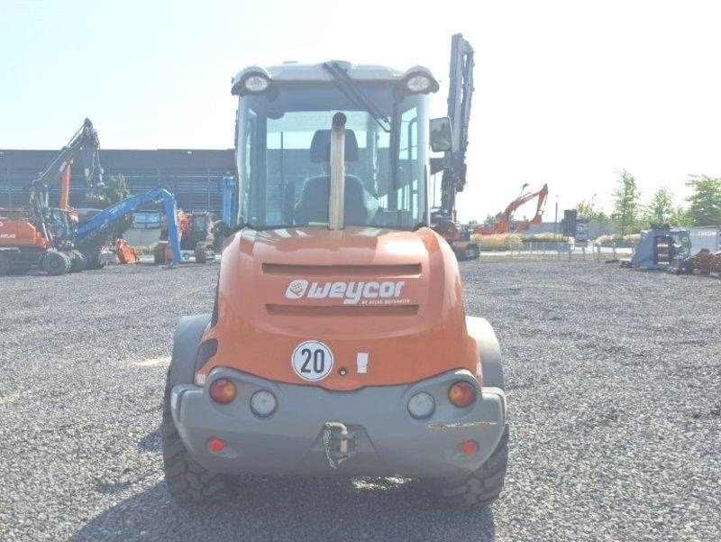 Atlas AR 480 - Мини-погрузчик с бортовым поворотом: фото 4 Atlas AR 480 - Мини-погрузчик с бортовым поворотом: фото 4