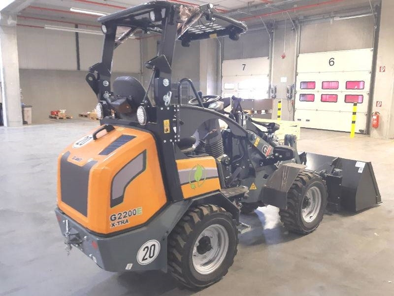 Giant G 2200 E X-Tra Elektro / electric - Мини-погрузчик с бортовым поворотом: фото 4 Giant G 2200 E X-Tra Elektro / electric - Мини-погрузчик с бортовым поворотом: фото 4
